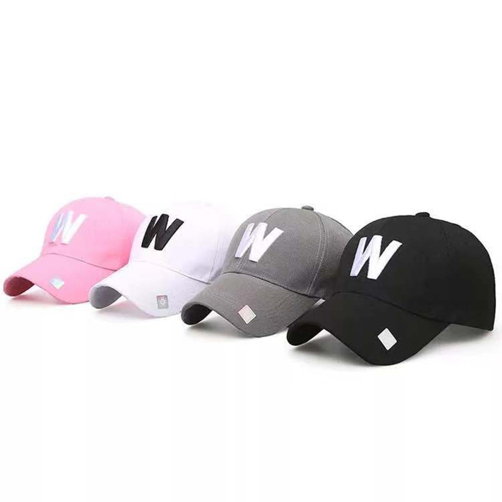 Classic W Letter Baseball Hat Outdoor Travelling Couple Peaked Cap Simple Sunshade Monogrammed Cap