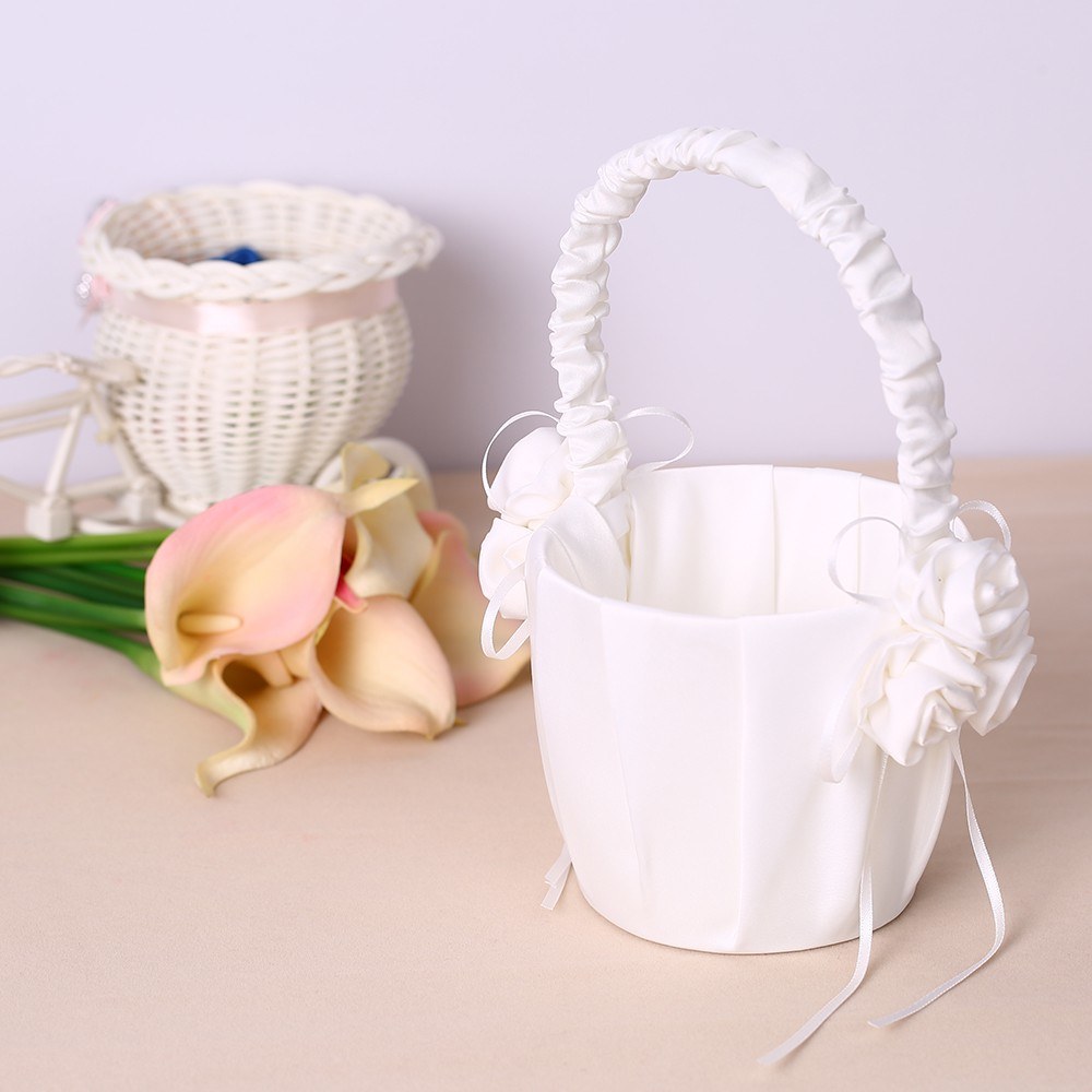 White Satin Wedding Flower Girl Basket with Floral Decoration Wedding Supplies